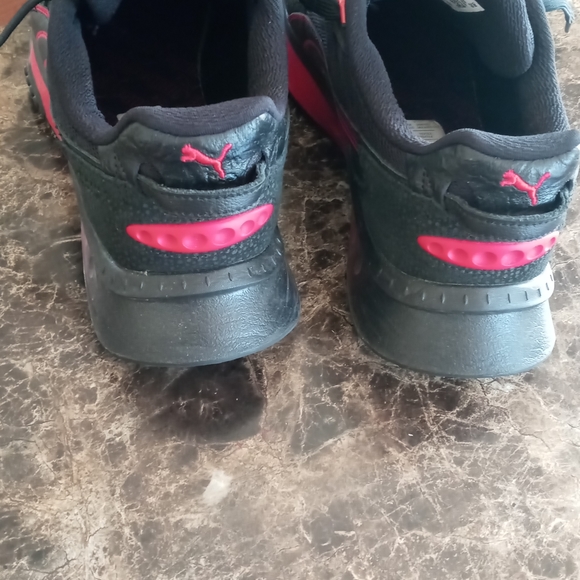 Puma's - Picture 2 of 3